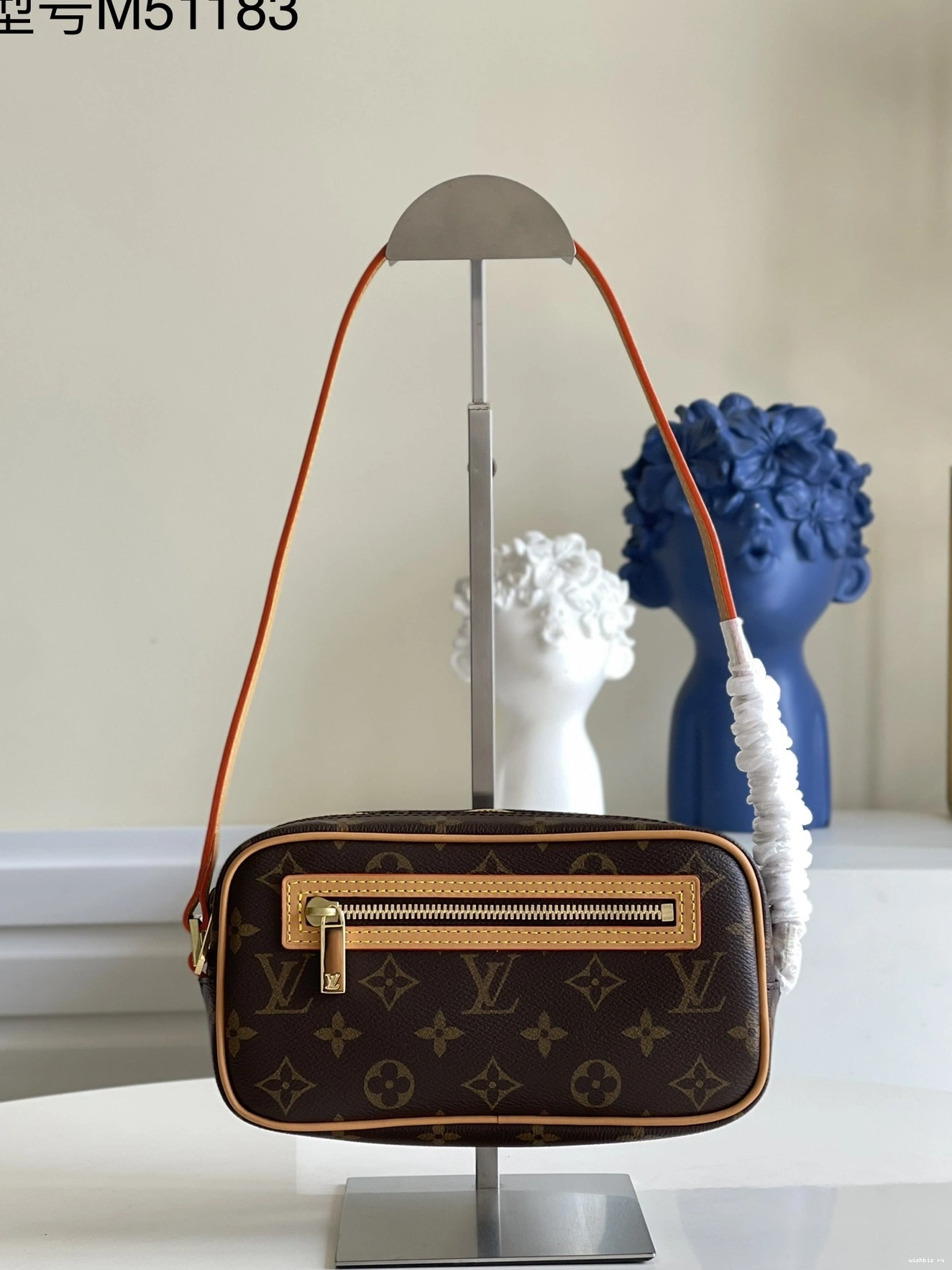 WIS LOUIS VUITTON CITE 1004